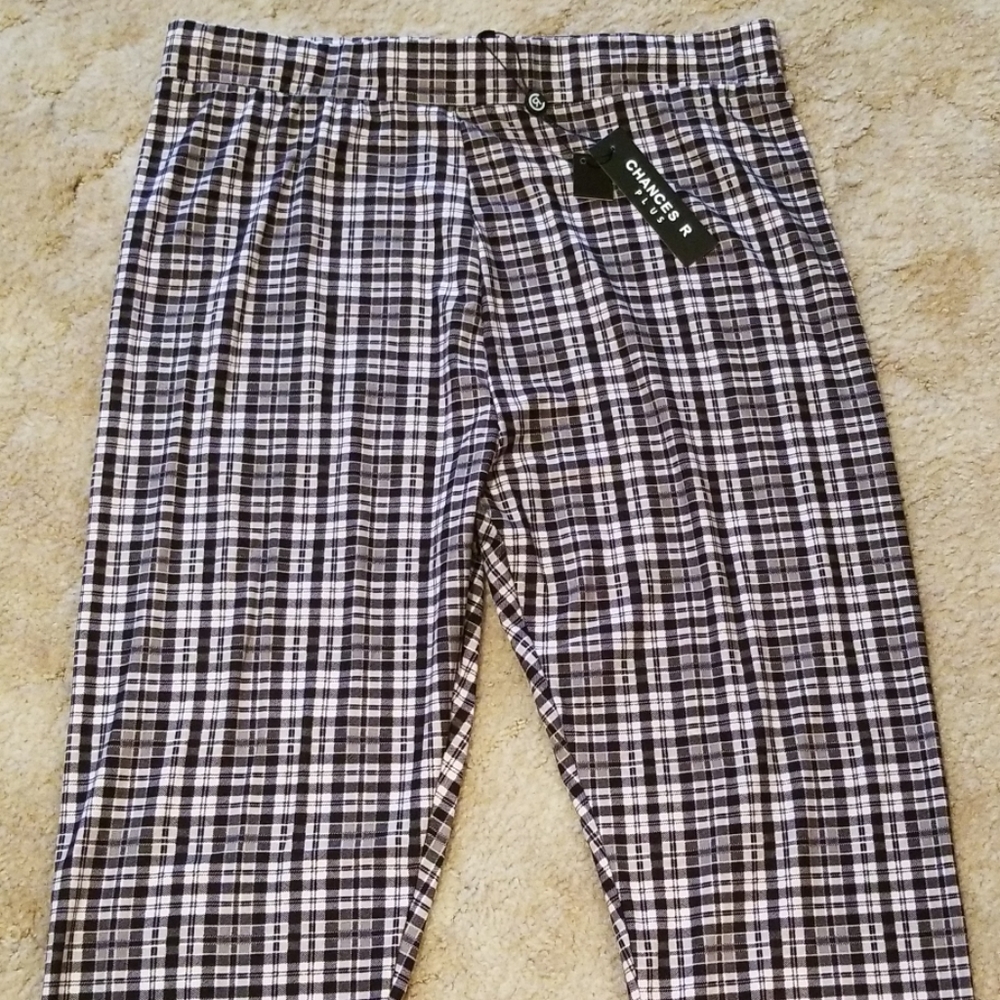 NWT, Leggings, Black, White and gray